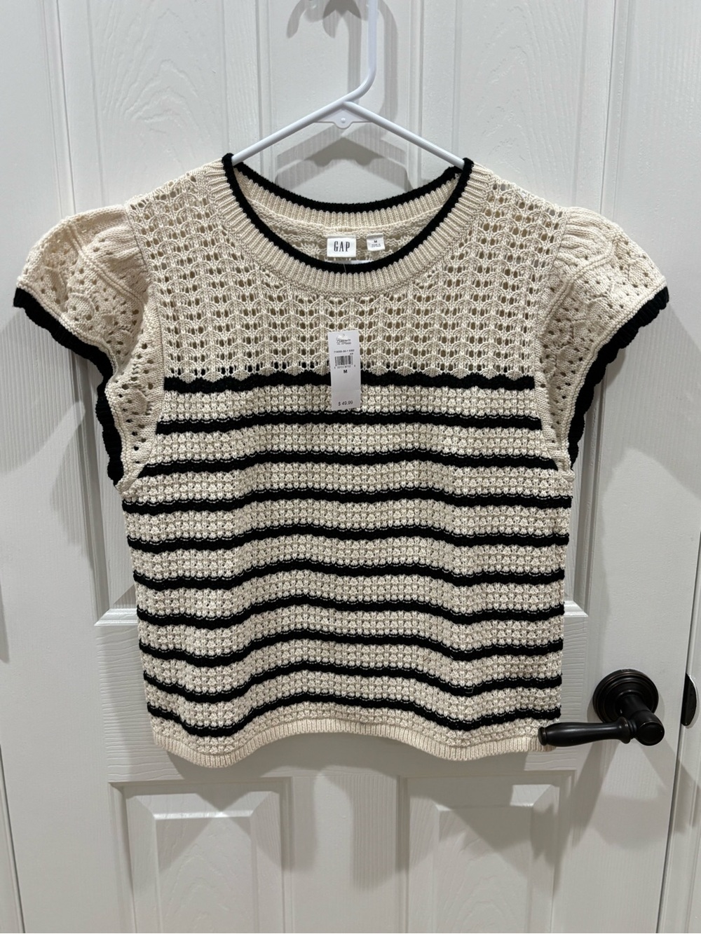 NWT GAP Women’s Crochet Knit Short Sleeve Stripe Sweater - Cream & Black size M